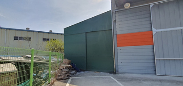 기호 1 토지 지상위 제시외 건물(창고)