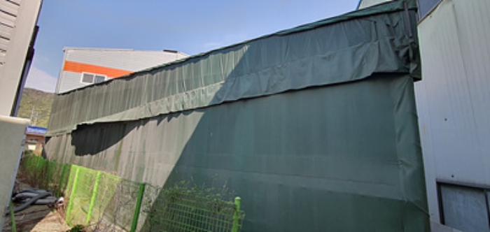 기호 1 토지 지상위 제시외 건물(창고)