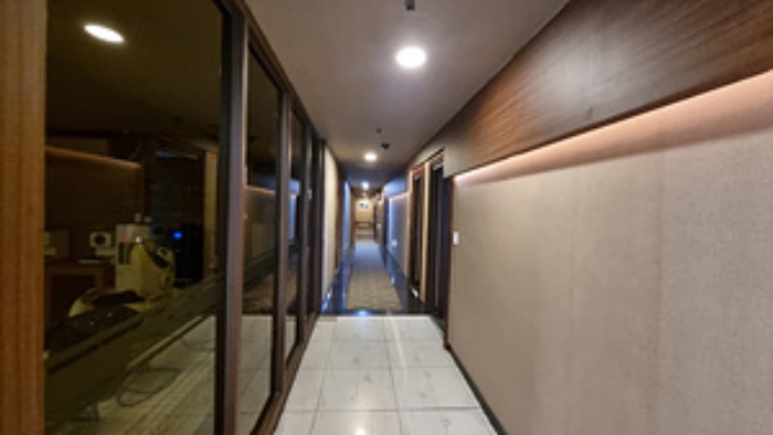 객실 및 복도 1.