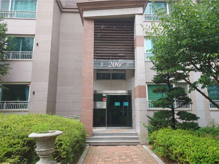206동 공동출입구