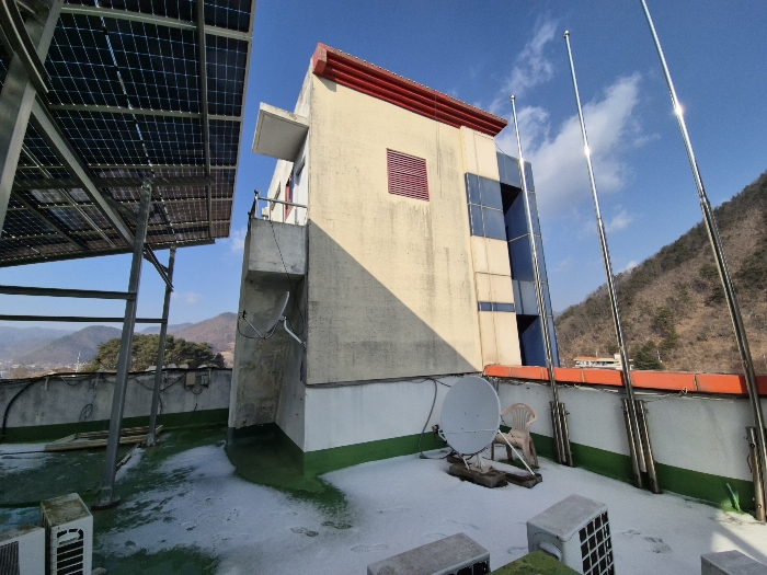 제시외 건물 ㄱ)