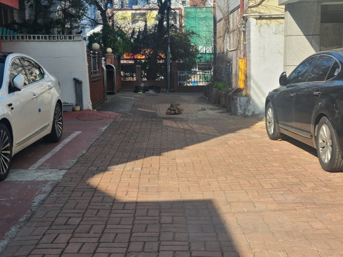 본건 동측 일부분