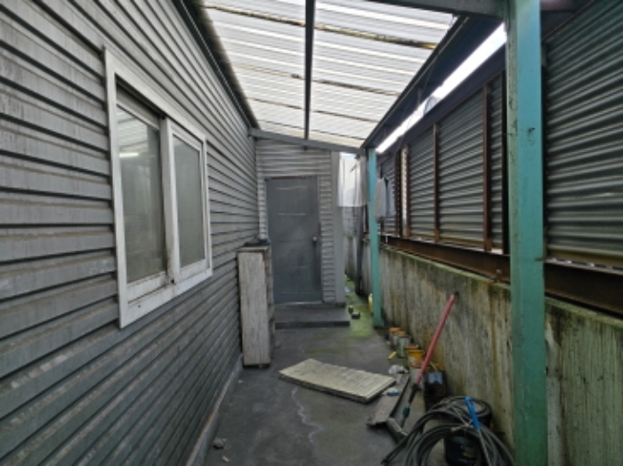 공장(창고,사무소)
탈의실