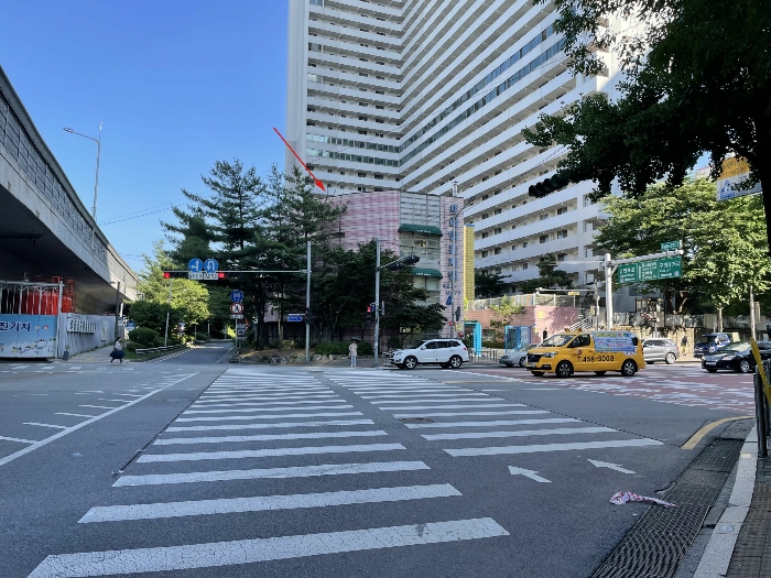 본건 주변 전경- 북측에서 촬영