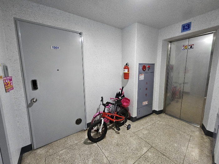 현관 및 승강기실