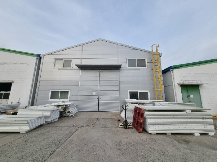 기호8 전경
(비가림막/철재사다리 건물에 포함평가)