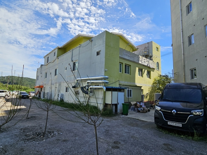 본건 북서측전경(뒷쪽)