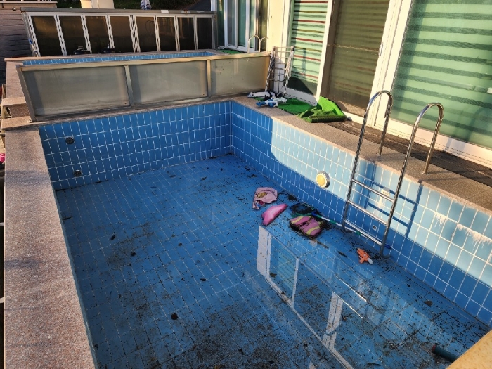 제시외구축물(수영장)