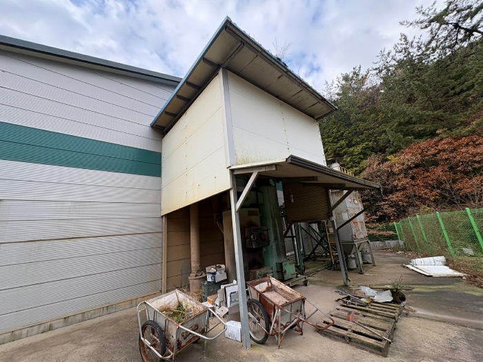 제시외건물 ㄴ)