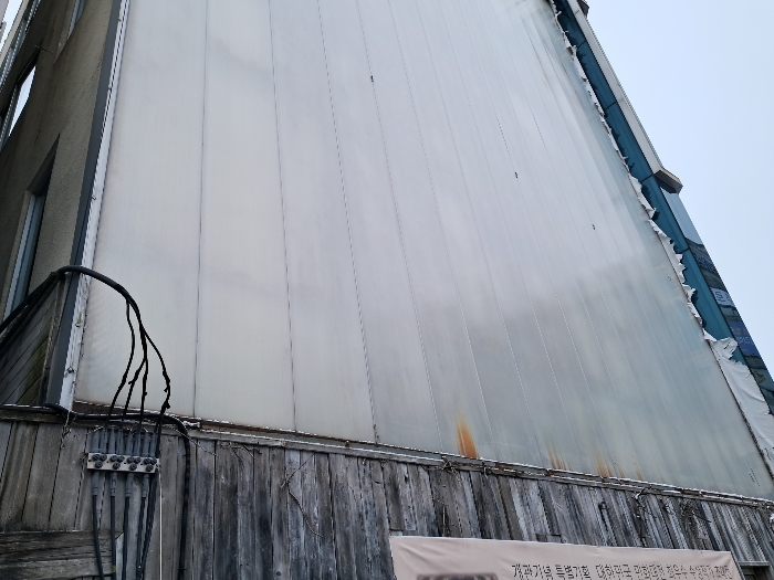 기호3) 측면 및 후면 외벽 마감 상태