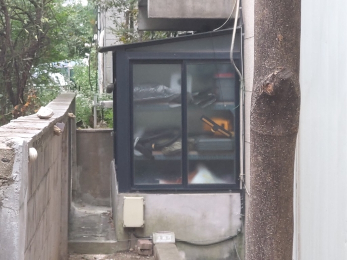 제시외 건물 ㉠