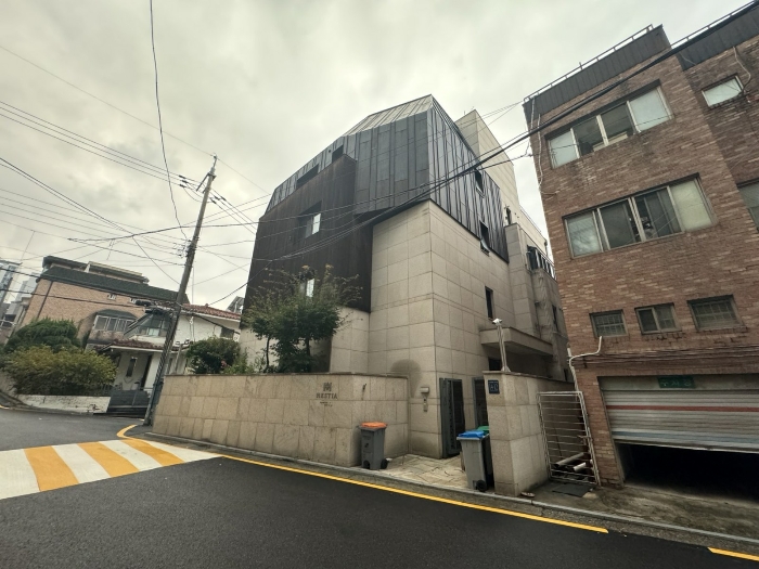 대상전경(동측에서 촬영)