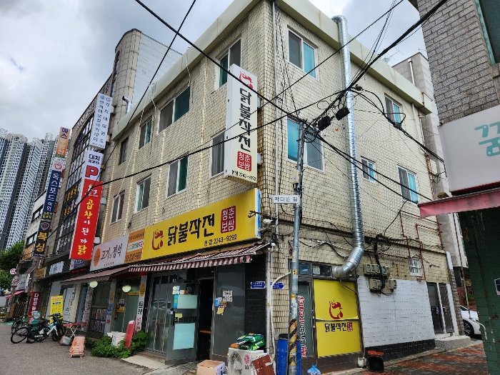 【 본건 전경 】