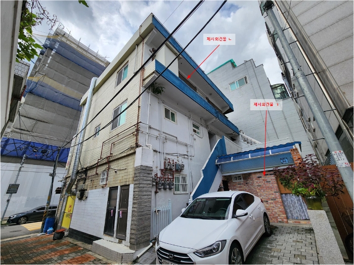 【 본건 전경 및 제시외건물 】