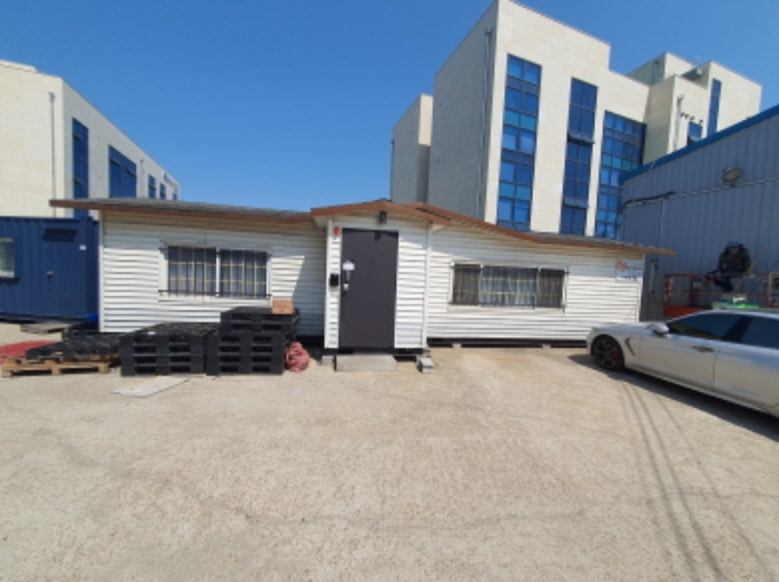 목록 1.부동산: 제시외 건물(사무실)