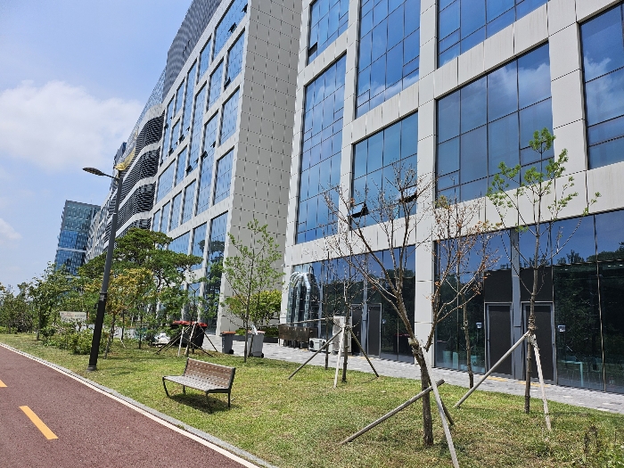 본건 건물 전경