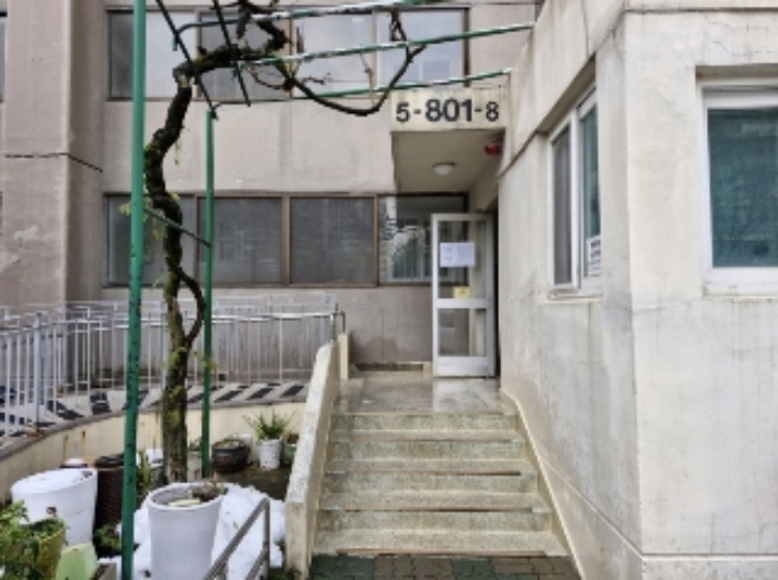 공동출입구 (5~8호)