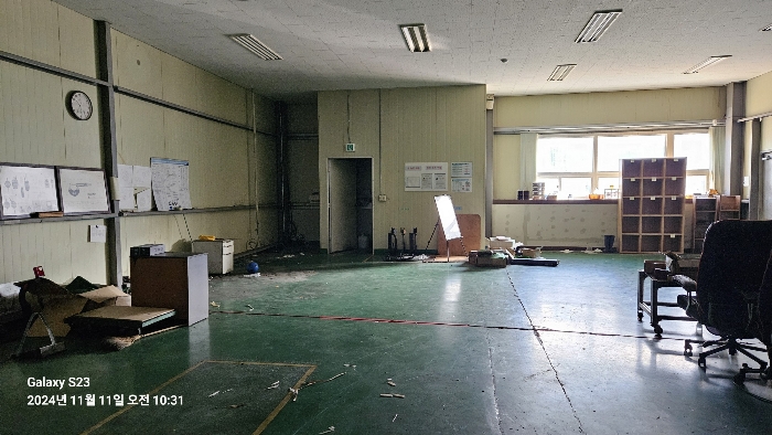 본건 번호 (6-1) 건물 1층 칸막이내 측정실부분 내부 전경