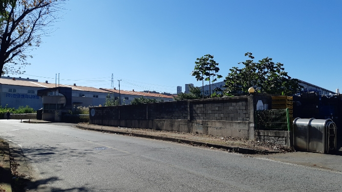 본건 동측면 전경1