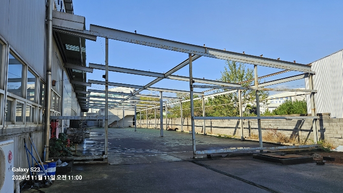 본건 번호 (ㄷ) 제시외건물 전경