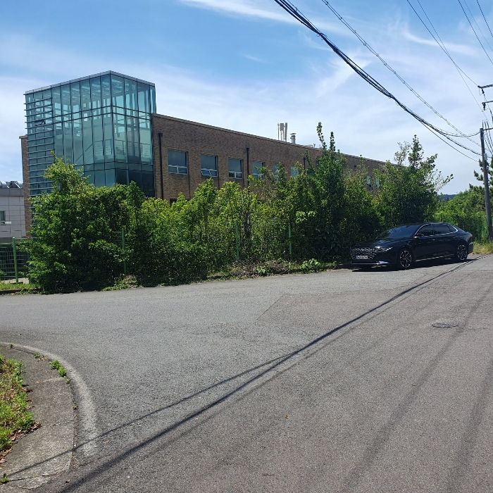 주위환경 및 남동측 인접도로 현황