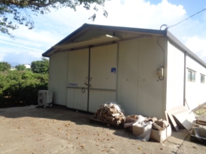 본건 소재지1(장전리 1122-2) 지상 제시외 건물(ㄱ) 사진