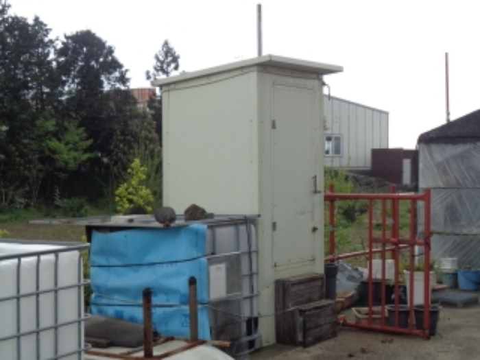 소재지1.(어음리 3064-1) 지상에 제시외 건물(ㄷ)