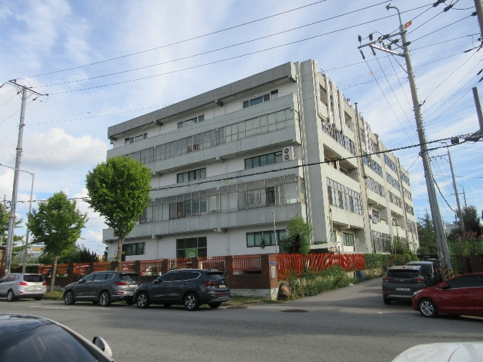 [본건 소재 건물]