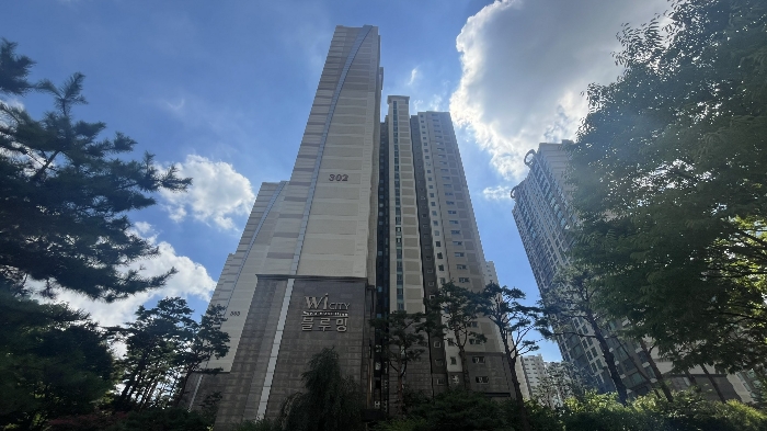 본건 건물 전경