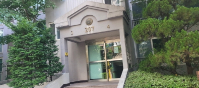 공동현관 출입문