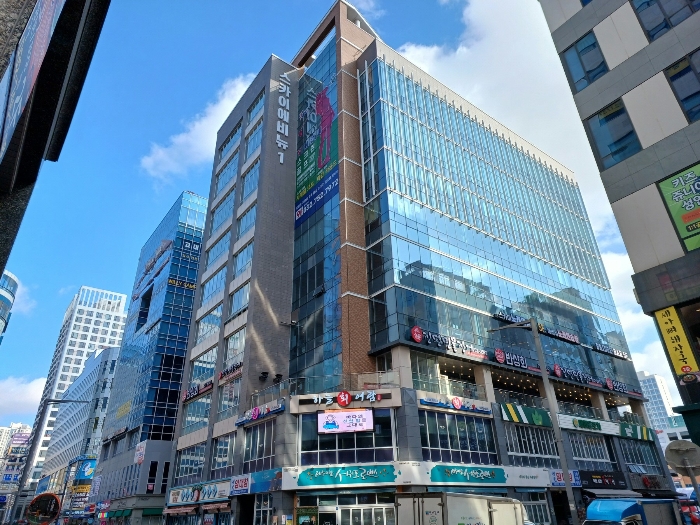 본건 외부 전경