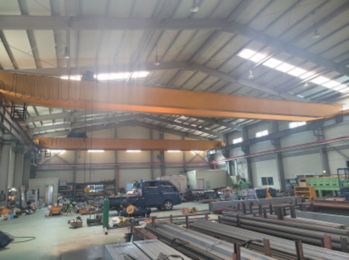 저당기계.기구
크레인