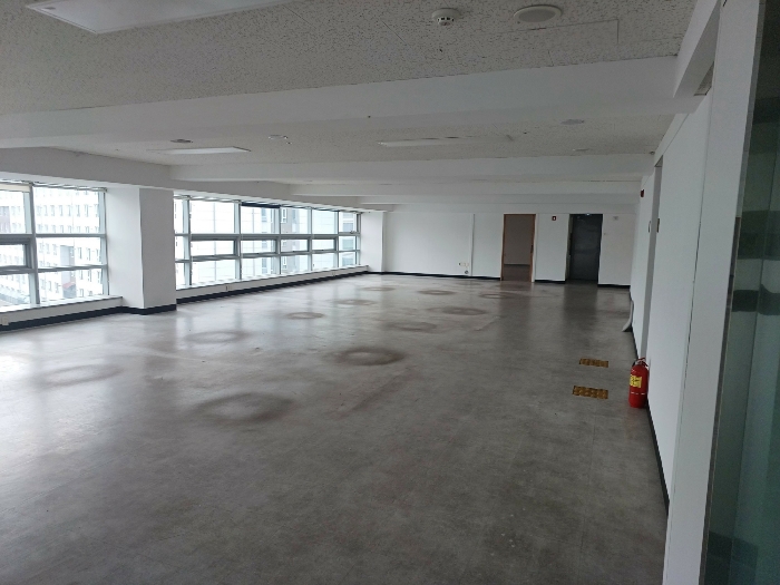 기호 3-가) 8층 내부