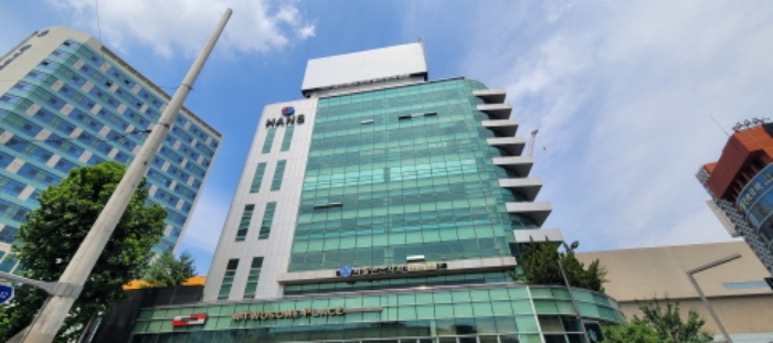 제시외 건물 옥상위 대형 광고판 존재 