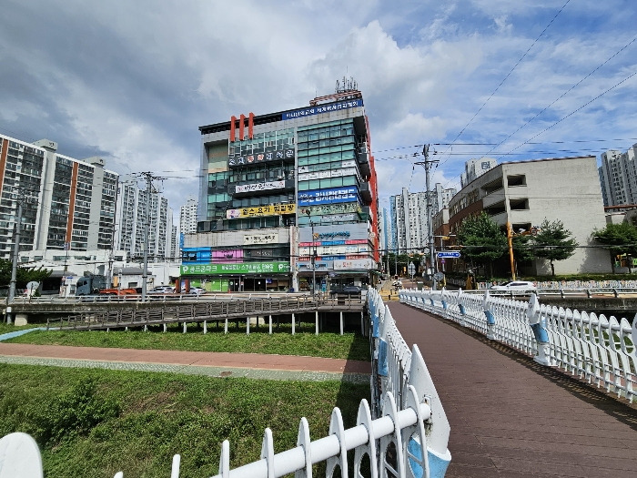 본건 상가 전경 및 주위환경