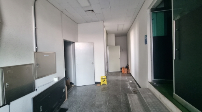 목록 5. 건물 중 사무실 내부