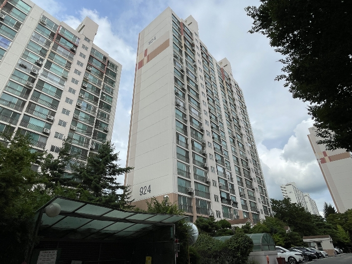 본건 건물 전경-2