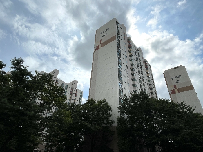 본건 건물 전경-3