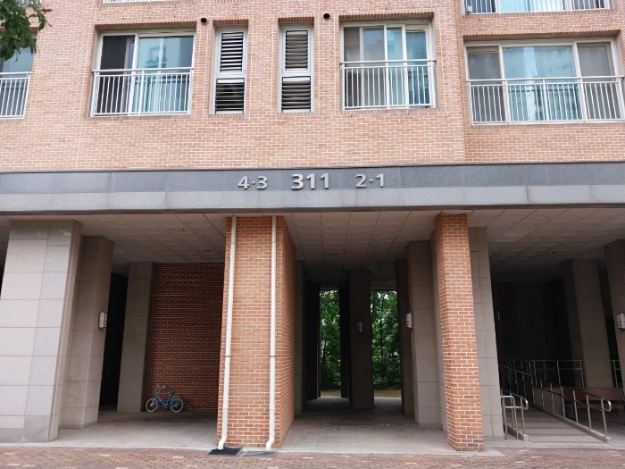 본건 건물 공용출입구