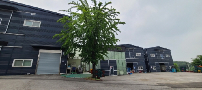 목록 2(가동), 4(나동), 5(다동) 건물 및 제시외 건물 전경