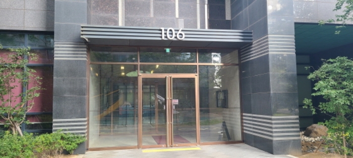 공동 출입구 전경