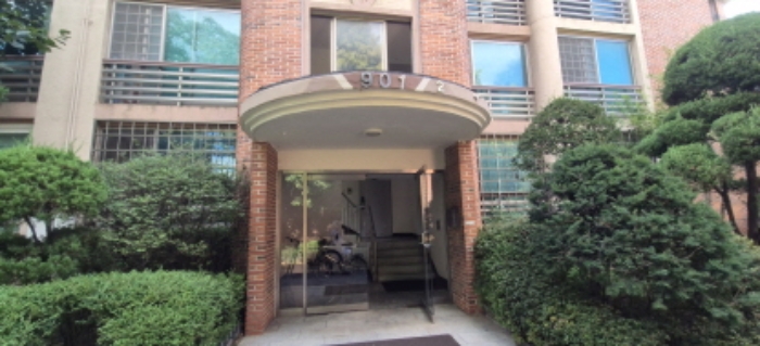 공동현관 출입문