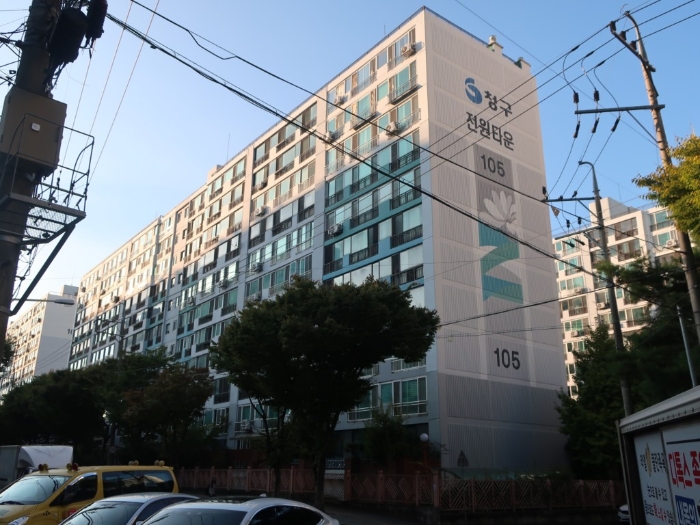 본건 전경(남동측에서 촬영)