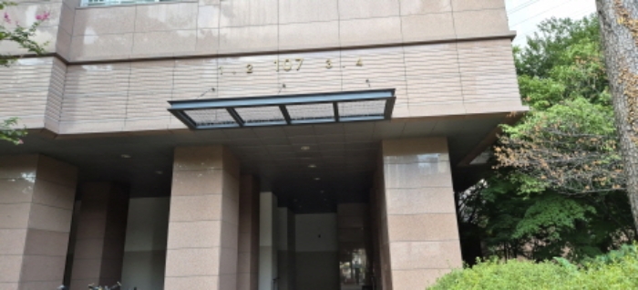 공동현관 출입문