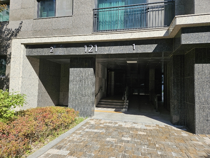 매교역푸르지오에스케이뷰 121동 출입구