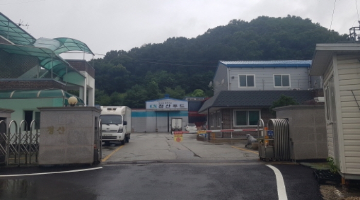 본건 목적물들 출입문 전경