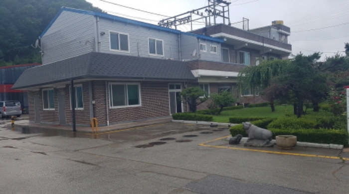 목록1. 및 목록2.의 비동 전경