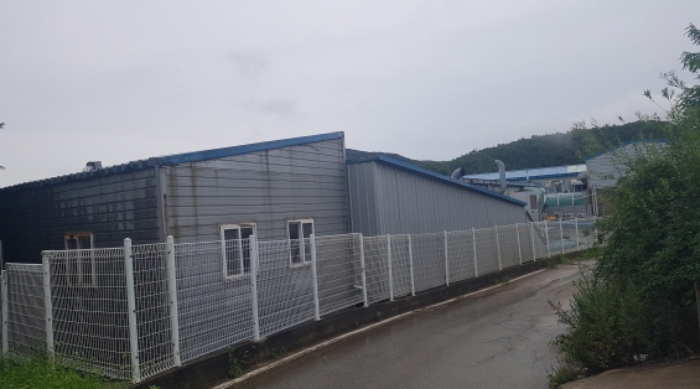 목록4. 공장용지(아스팔트 포장 도로) 및 목록5. 측면 전경