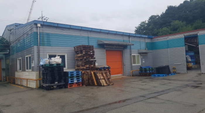 목록5. 부속건물 단층 공장 전경