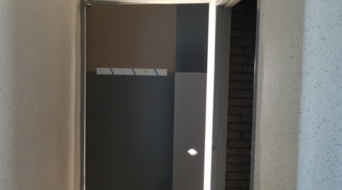 * 목록21. 출입문 전경